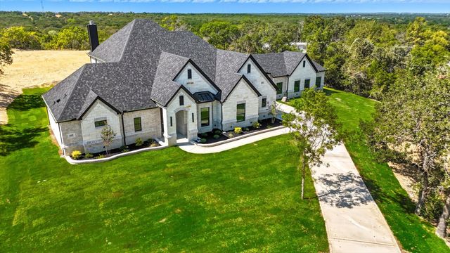 1040 Andy Ranch Court, Azle, TX 76020