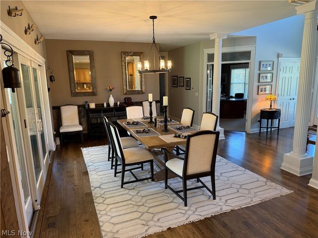 3020 Worrell Road, Willoughby Hills, OH 44094