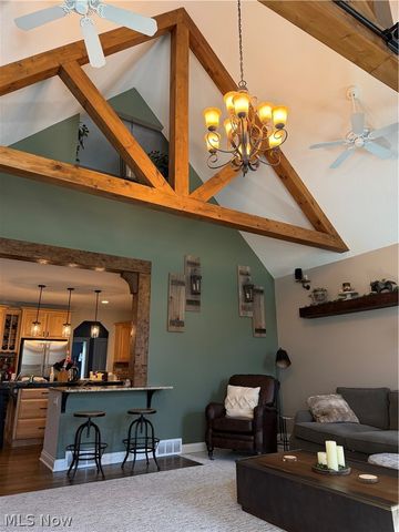 3020 Worrell Road, Willoughby Hills, OH 44094