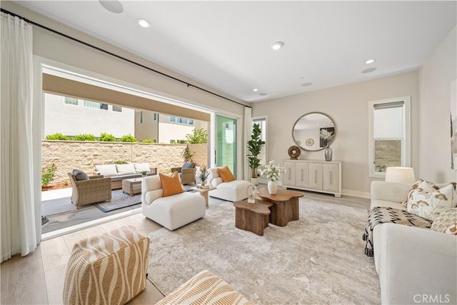 270 Burwood, Lake Forest, CA 92630