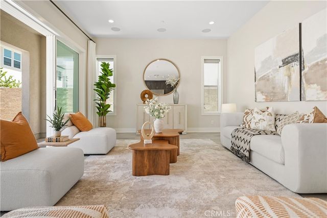270 Burwood, Lake Forest, CA 92630