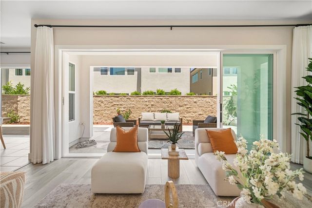 270 Burwood, Lake Forest, CA 92630