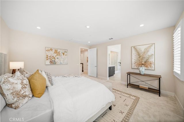 270 Burwood, Lake Forest, CA 92630