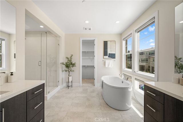 270 Burwood, Lake Forest, CA 92630