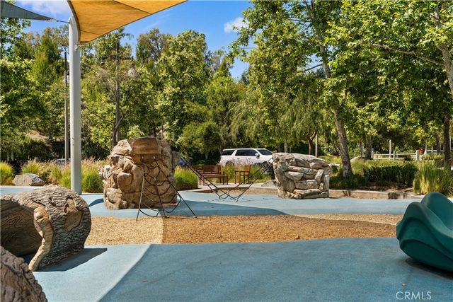 270 Burwood, Lake Forest, CA 92630