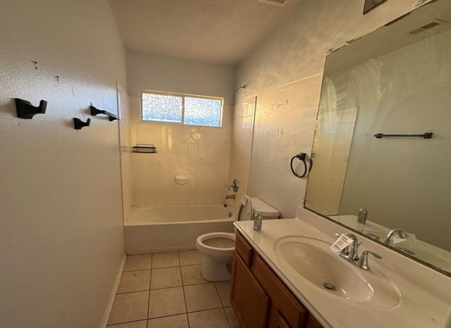 4419 Crossvine Avenue, Baytown, TX 77521