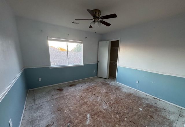 4419 Crossvine Avenue, Baytown, TX 77521