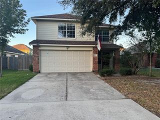 4419 Crossvine Avenue, Baytown, TX 77521