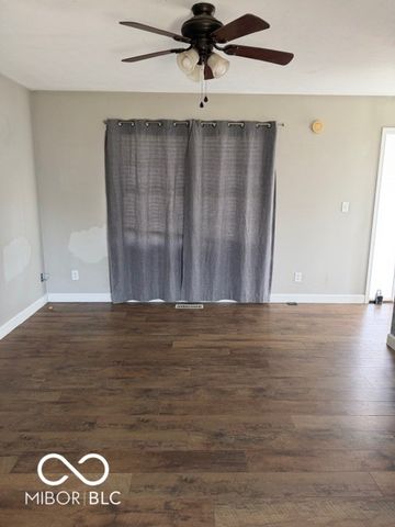 4651 Maplelawn Drive, Columbus, IN 47203