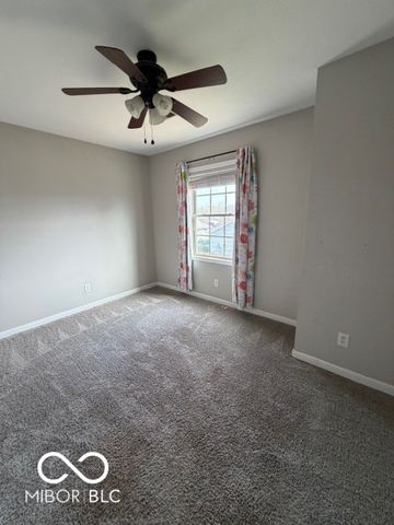 4651 Maplelawn Drive, Columbus, IN 47203