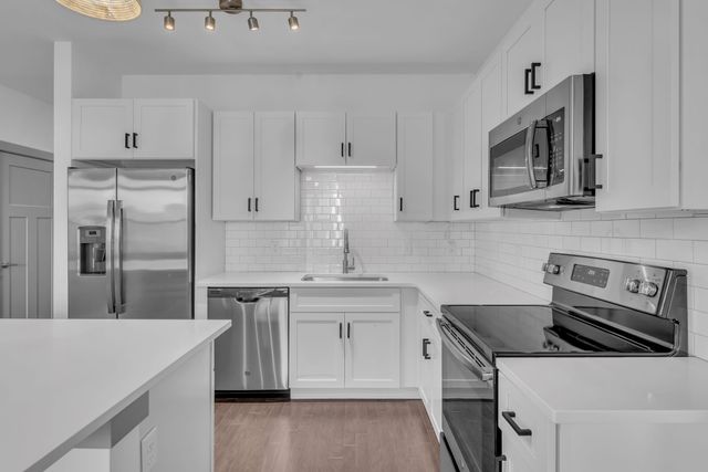 1638 54th Ave N Apt 214, Nashville, TN 37209