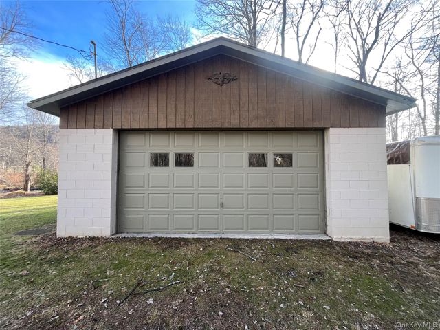 140 Orrs Mills Road, Salisbury Mills, NY 12577