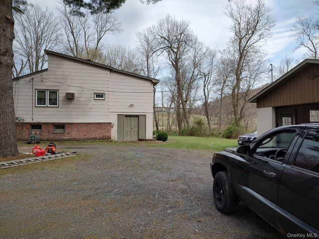 140 Orrs Mills Road, Salisbury Mills, NY 12577