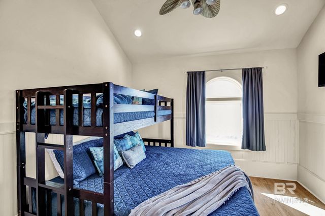 4070 Gulfwind Court, Gulf Shores, AL 36542