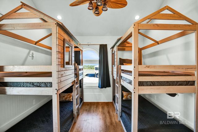 4070 Gulfwind Court, Gulf Shores, AL 36542