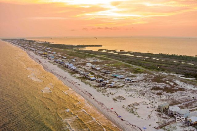 4070 Gulfwind Court, Gulf Shores, AL 36542