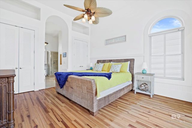 4070 Gulfwind Court, Gulf Shores, AL 36542