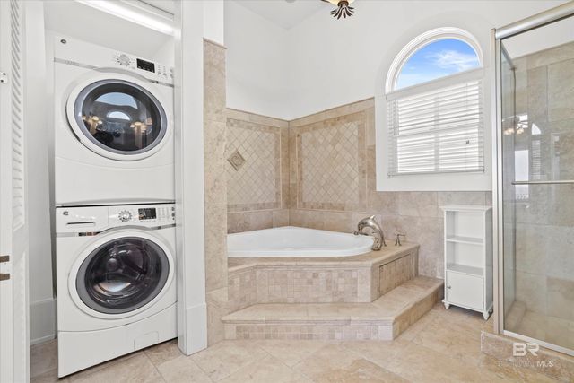 4070 Gulfwind Court, Gulf Shores, AL 36542