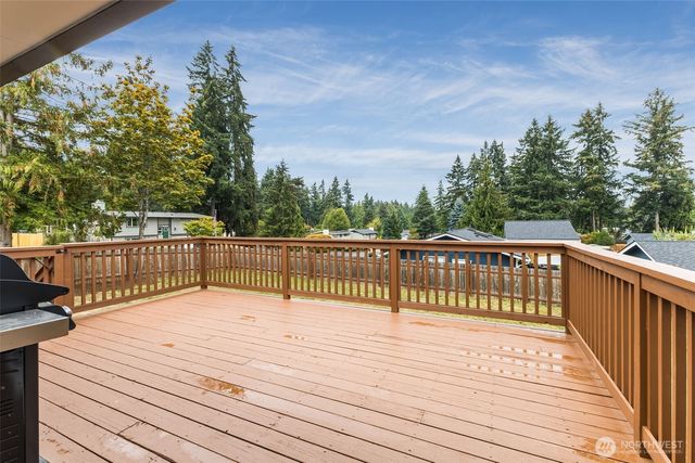 5701 80th Street E, Puyallup, WA 98371