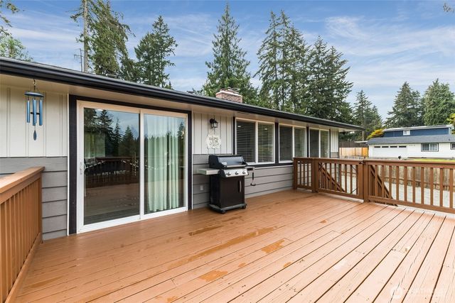 5701 80th Street E, Puyallup, WA 98371