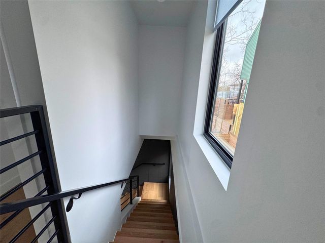 1206 Luna ST 2, Austin, TX 78721