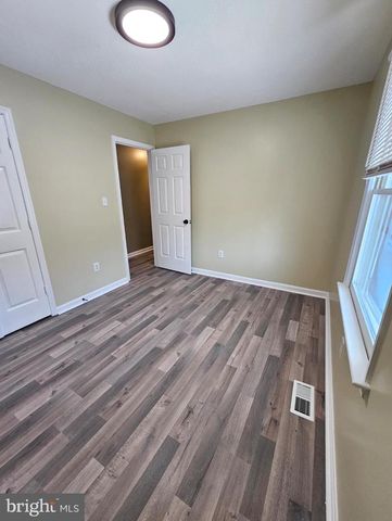718 LAKEVIEW PKWY, Locust Grove, VA 22508