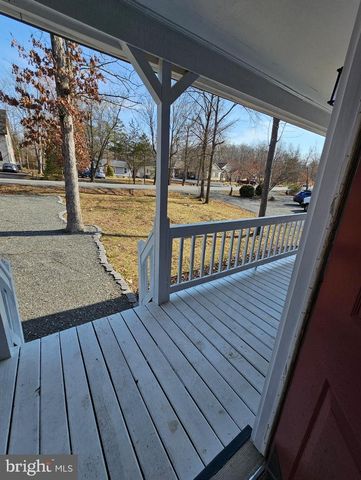 718 LAKEVIEW PKWY, Locust Grove, VA 22508