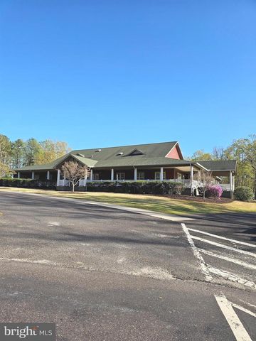 718 LAKEVIEW PKWY, Locust Grove, VA 22508