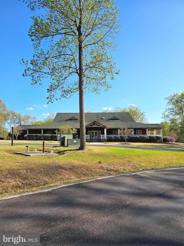718 LAKEVIEW PKWY, Locust Grove, VA 22508