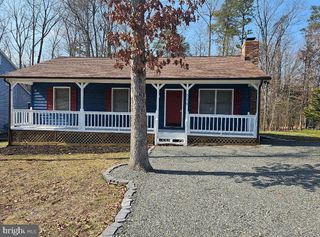 718 LAKEVIEW PKWY, Locust Grove, VA 22508