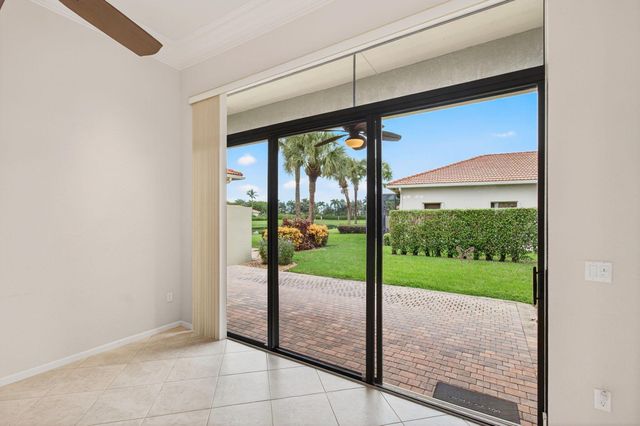 6823 Fabiano Circle, Boynton Beach, FL 33437
