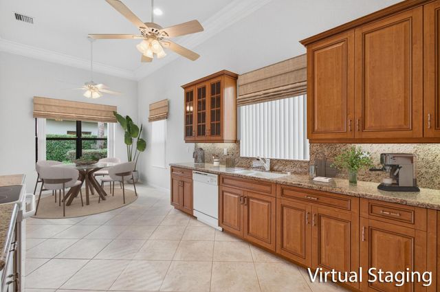 6823 Fabiano Circle, Boynton Beach, FL 33437