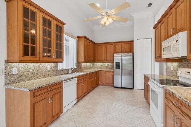 6823 Fabiano Circle, Boynton Beach, FL 33437