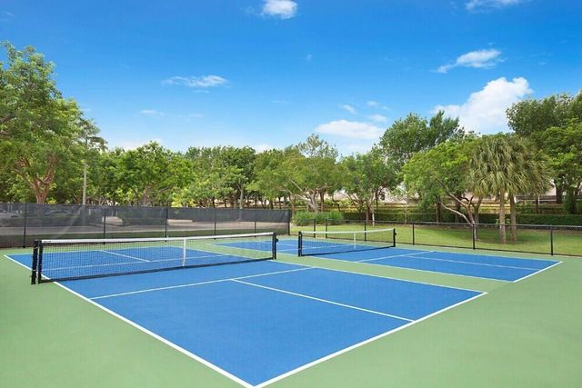 6823 Fabiano Circle, Boynton Beach, FL 33437