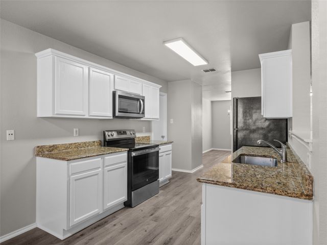 1021 Badger Run, Lancaster, TX 75134