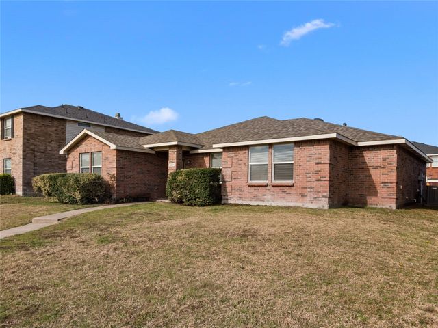 1021 Badger Run, Lancaster, TX 75134
