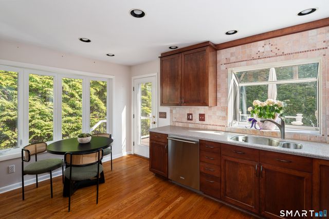 62 Bel Aire Drive, Stamford, CT 06905