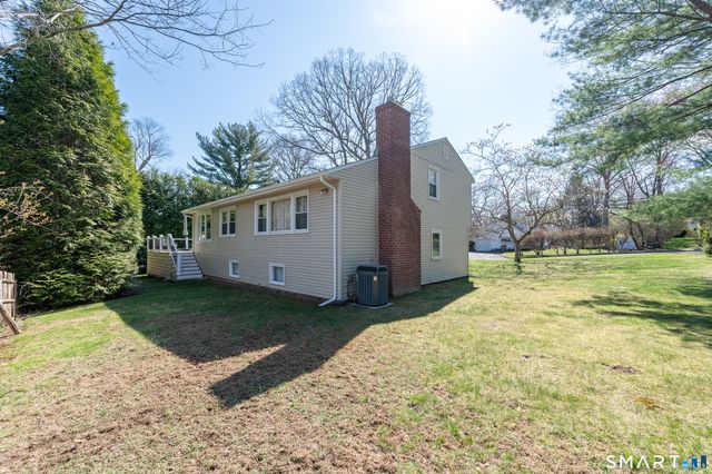 62 Bel Aire Drive, Stamford, CT 06905