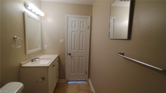 1620 Walsh CT, Virginia Beach, VA 23454