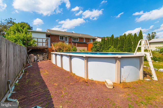2935 MORNINGSIDE DR, Camp Hill, PA 17011