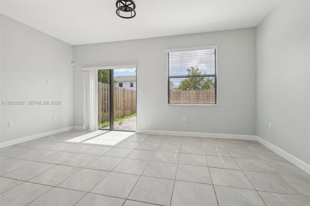 28625 SW 132nd Ct, Homestead, FL 33033
