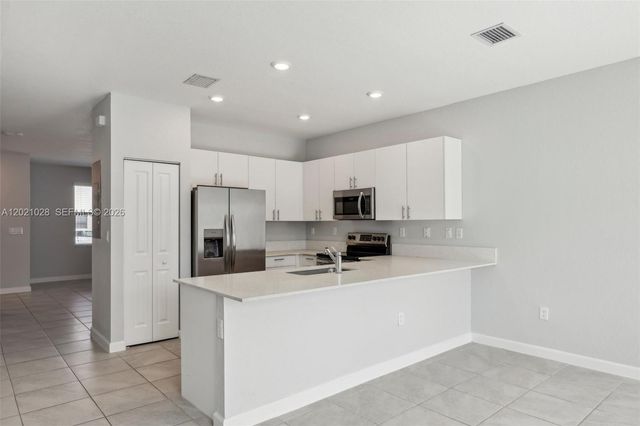 28625 SW 132nd Ct, Homestead, FL 33033