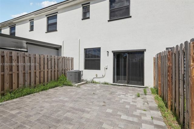28625 SW 132nd Ct, Homestead, FL 33033