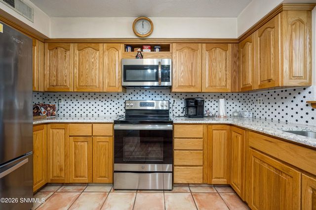 1045 Wofford Drive, Las Cruces, NM 88001
