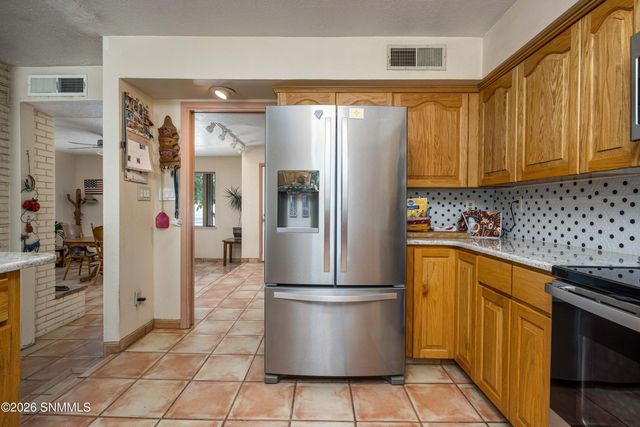 1045 Wofford Drive, Las Cruces, NM 88001