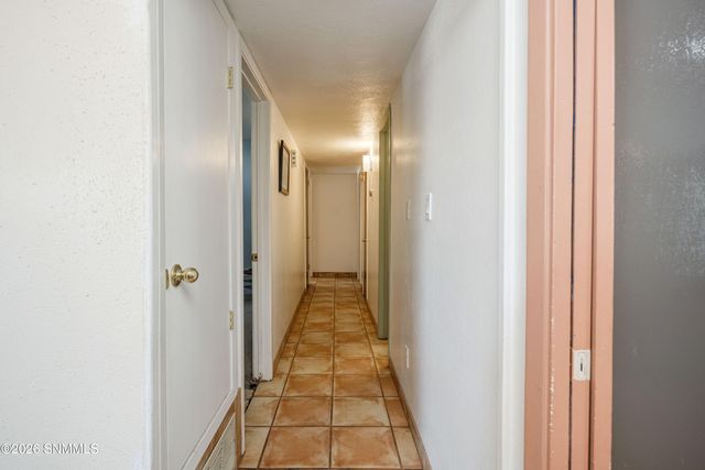 1045 Wofford Drive, Las Cruces, NM 88001