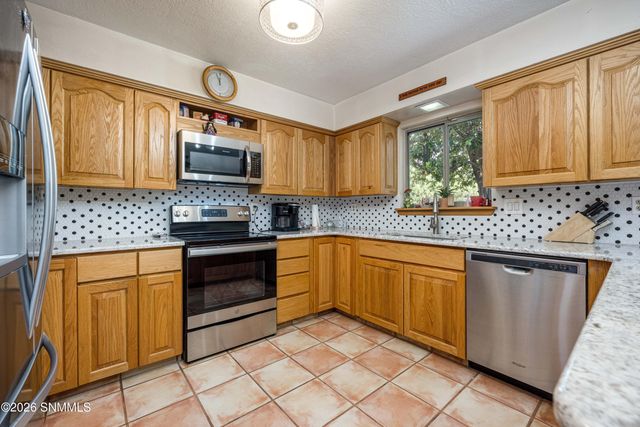 1045 Wofford Drive, Las Cruces, NM 88001