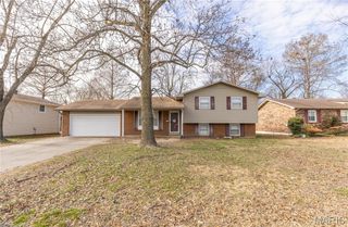 707 Bayberry Drive, Sikeston, MO 63801