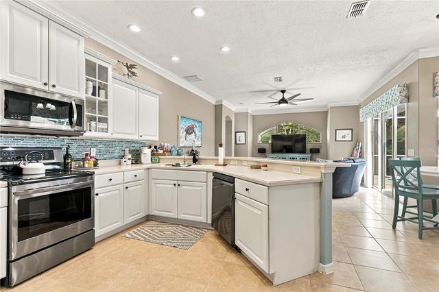 439 DENISE STREET, Tarpon Springs, FL 34689