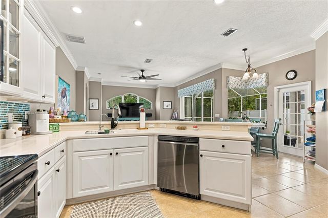 439 DENISE STREET, Tarpon Springs, FL 34689